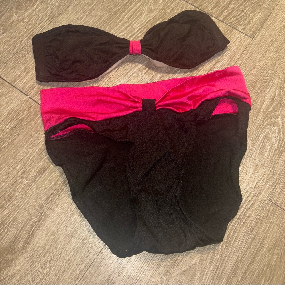 Black and Pink Aruba 80s Women's Swimwear Bikini